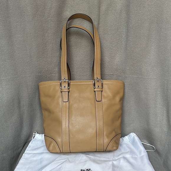 Coach F11201 Camel Tan Leather Shoulder Bag HML Lunch Tote New with Tags - Picture 3 of 16